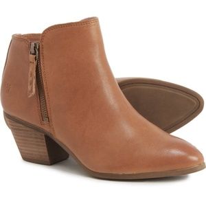 Frye Judith Zip Brown Leather Ankle Bootie